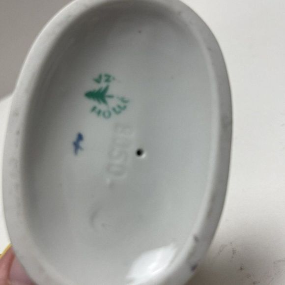 Vintage Aladdin On Magic Carpet Ride Figurine Ceramic by Hollohaza - Picture 4 of 6